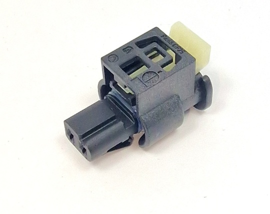 ma様 MT Series 2-Pin Female Connector - NAMZ Custom Cycle Products